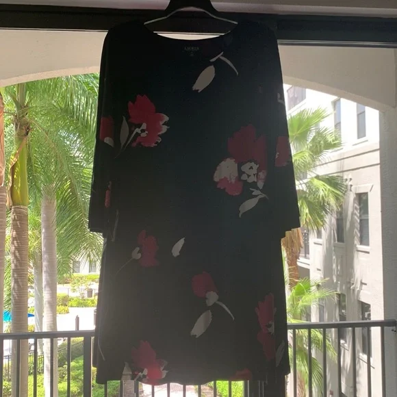 Lauren Ralph Lauren Flutter-Sleeve Floral Dress - Size 18 - Picture 9 of 12